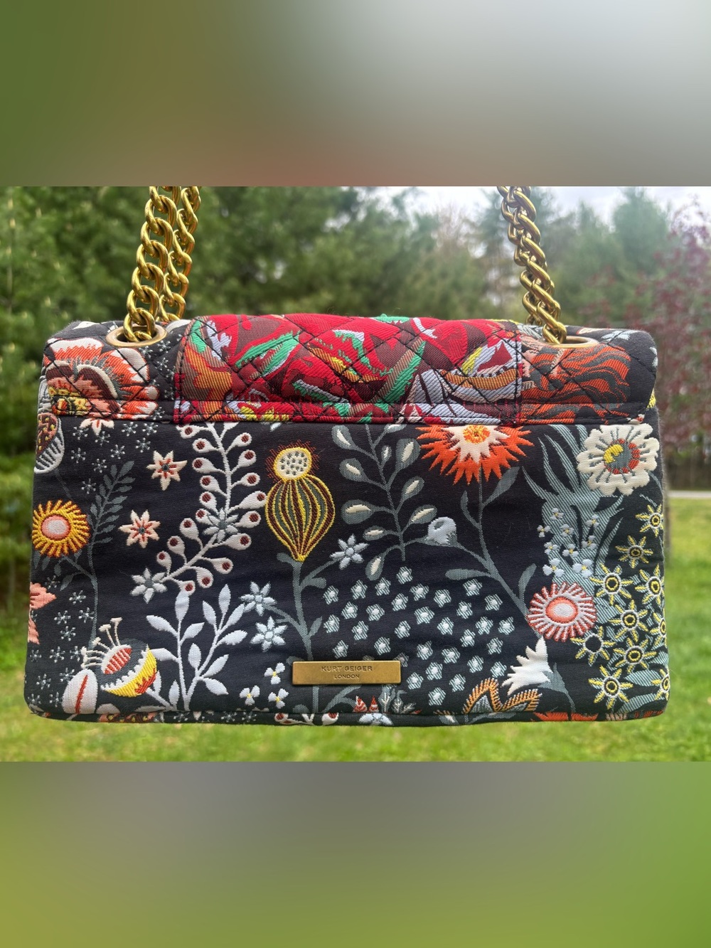 Kurt Geiger Embroidered Shoulder Bag - Picture 3 of 17